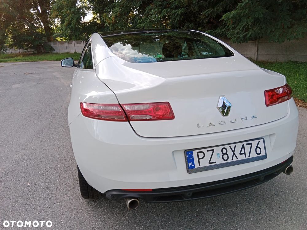 Renault Laguna 2.0 dCi Monaco GP2 - 12