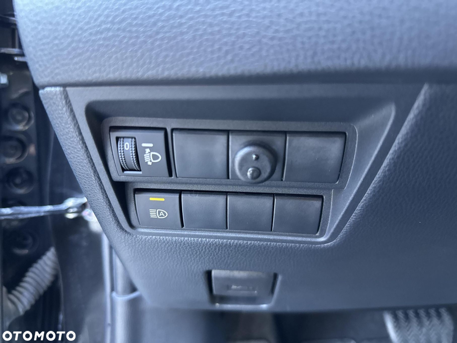 Toyota Yaris Hybrid 1.5 Comfort - 18