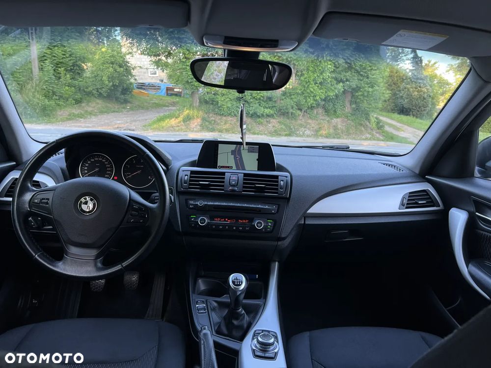 BMW Seria 1 116d - 12