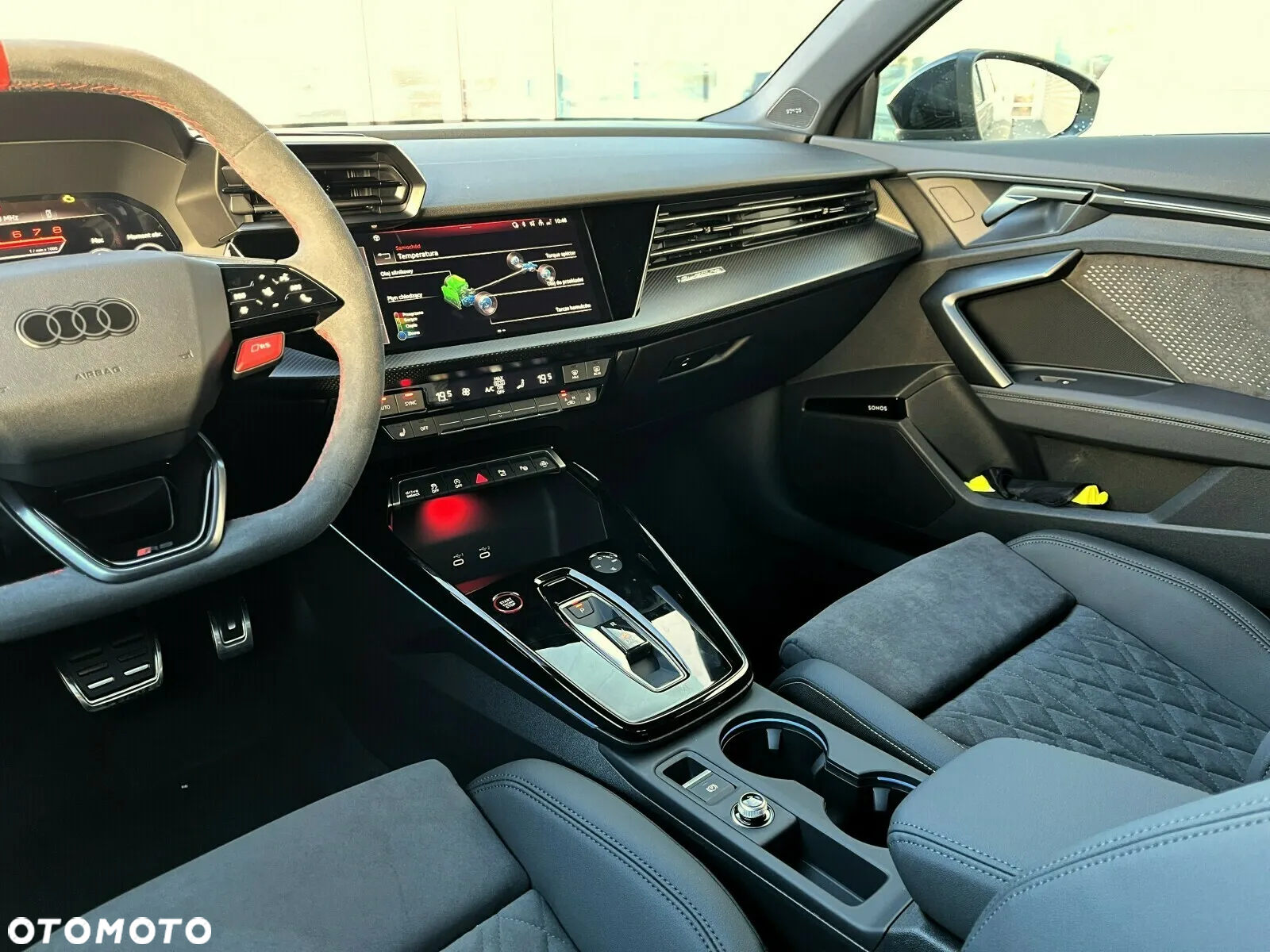 Audi RS3 TFSI Quattro S tronic - 13