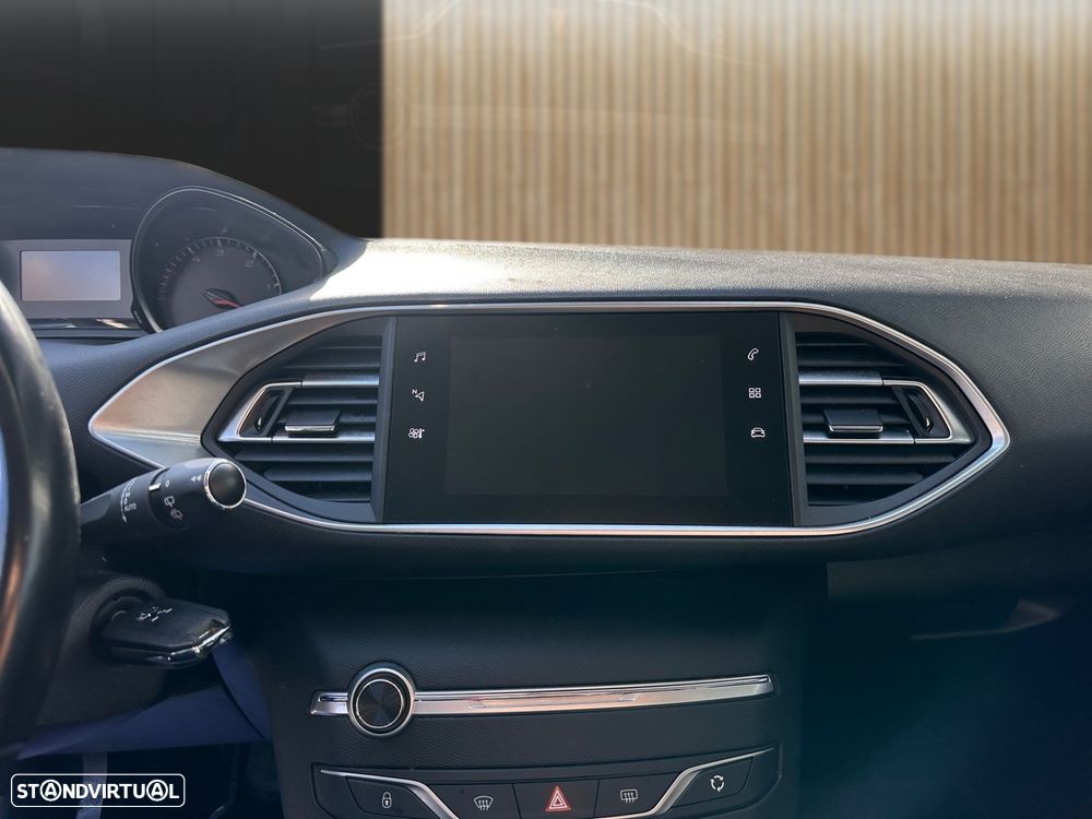 Peugeot 308 SW 1.5 BlueHDi Style - 14