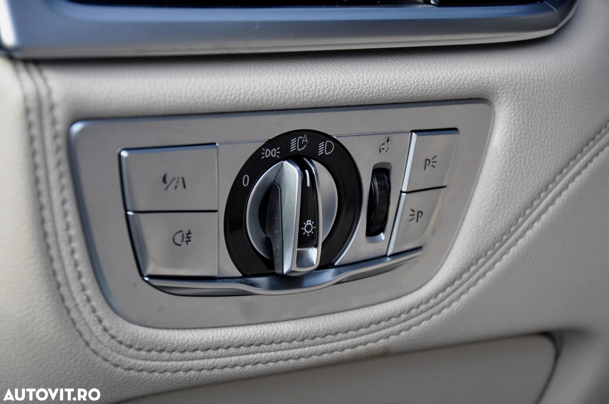 BMW Seria 7 - 26