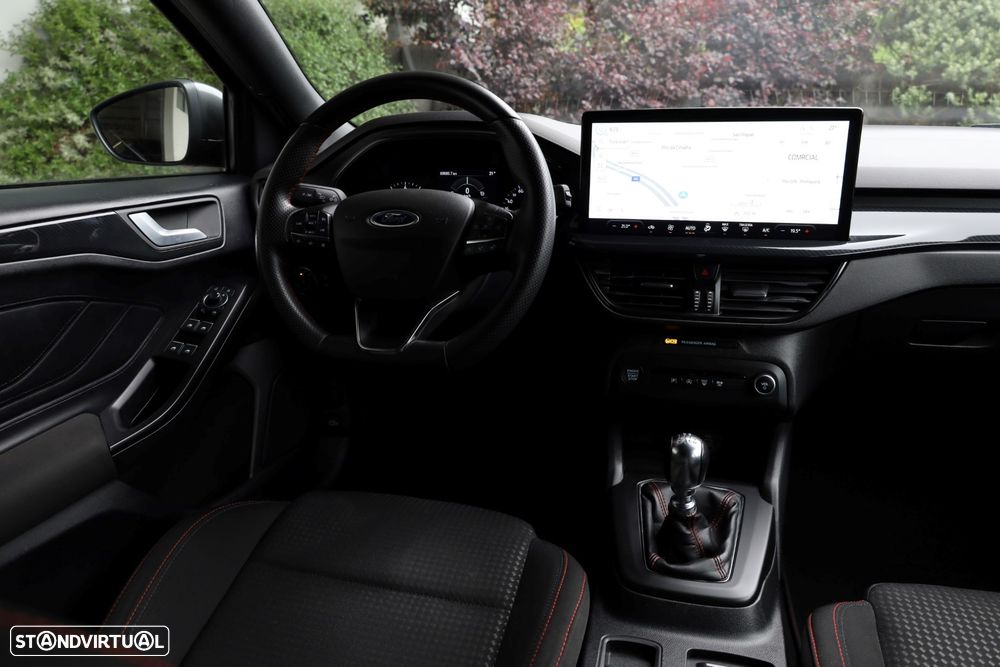 Ford Focus 1.0 EcoBoost MHEV ST-Line - 17