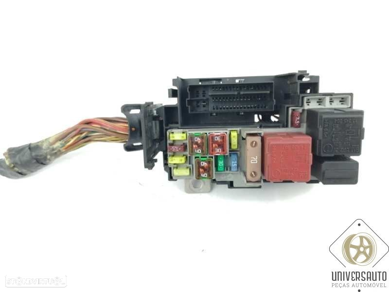 CAIXA RELÉS / FUSÍVEIS OPEL CORSA D 2008 - 4