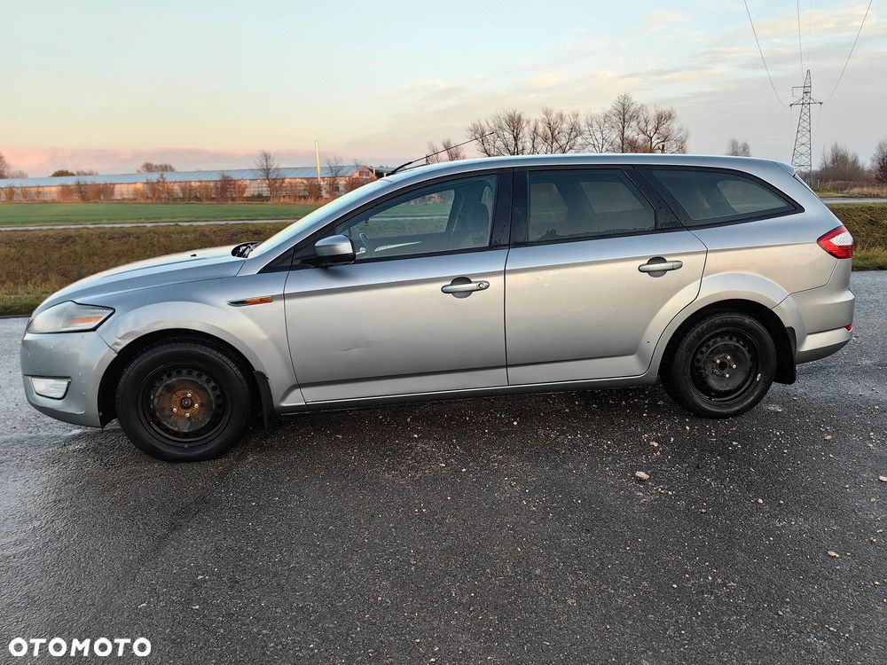 Ford Mondeo 2.0 Ambiente - 4