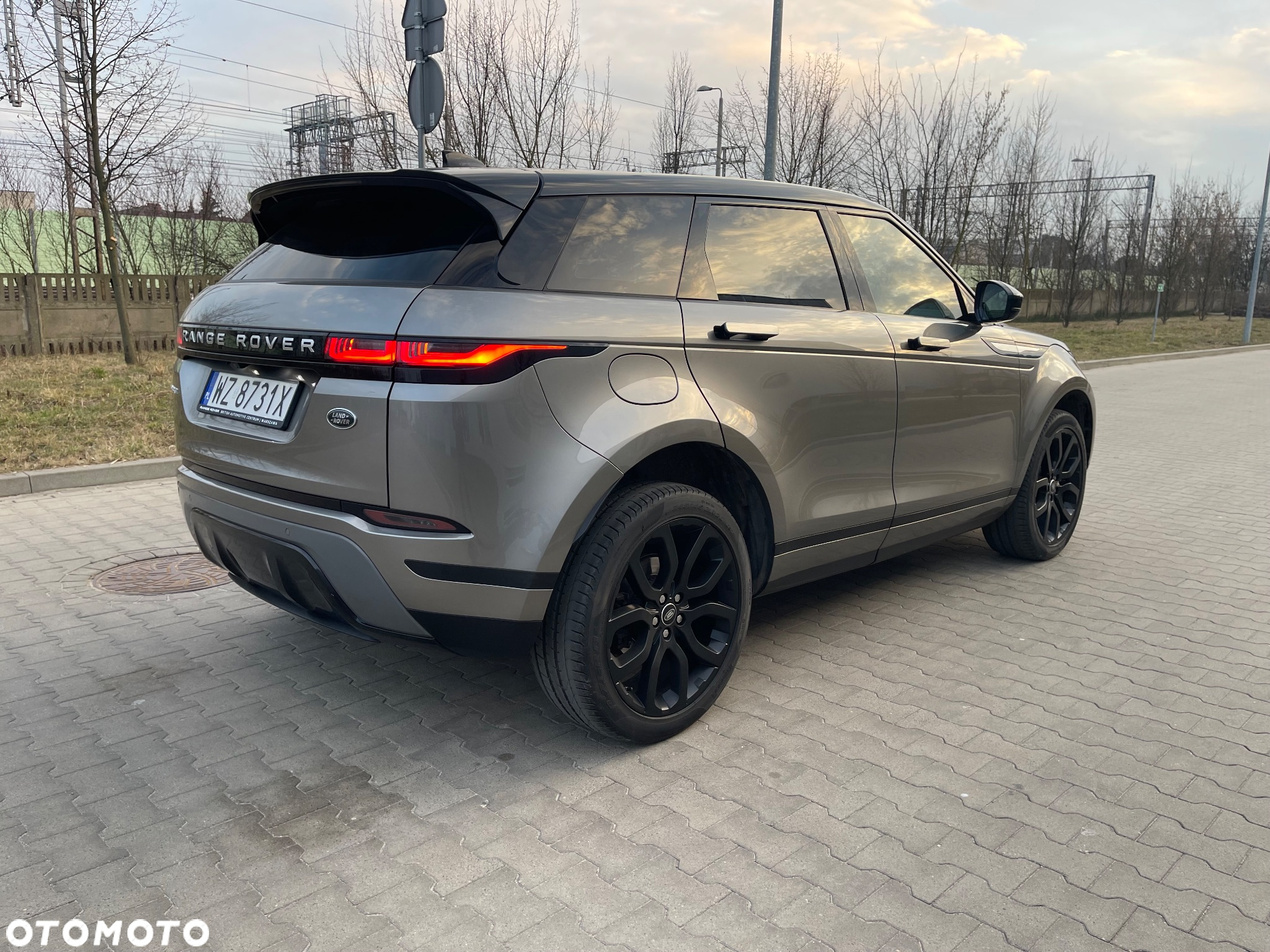 Land Rover Range Rover Evoque 2.0 P200 mHEV R-Dynamic - 9