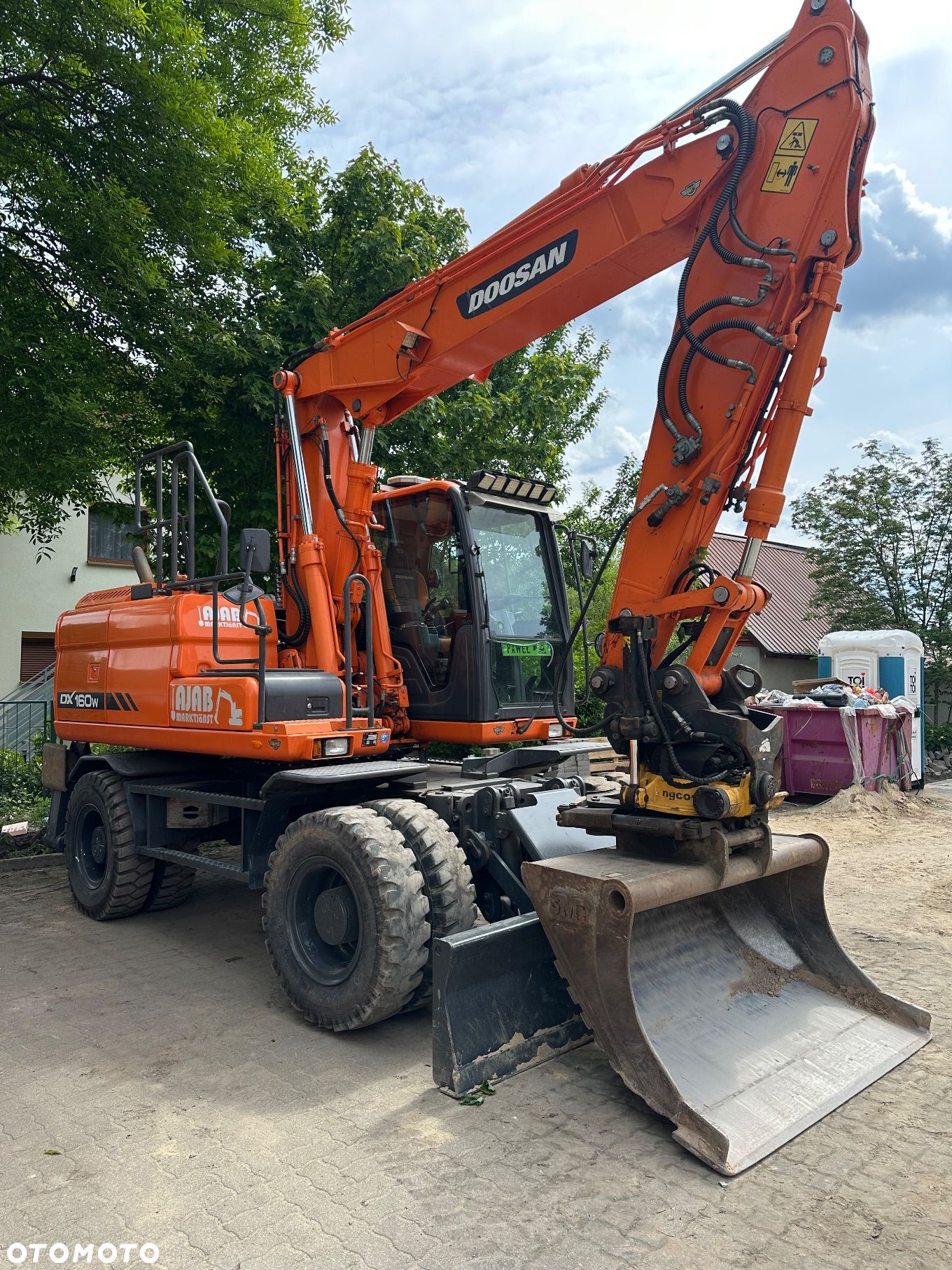 Doosan Dx160w - 1