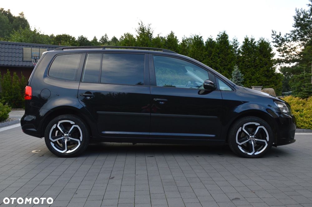 Volkswagen Touran 1.6 TDI DPF BlueMot Comfortline - 12