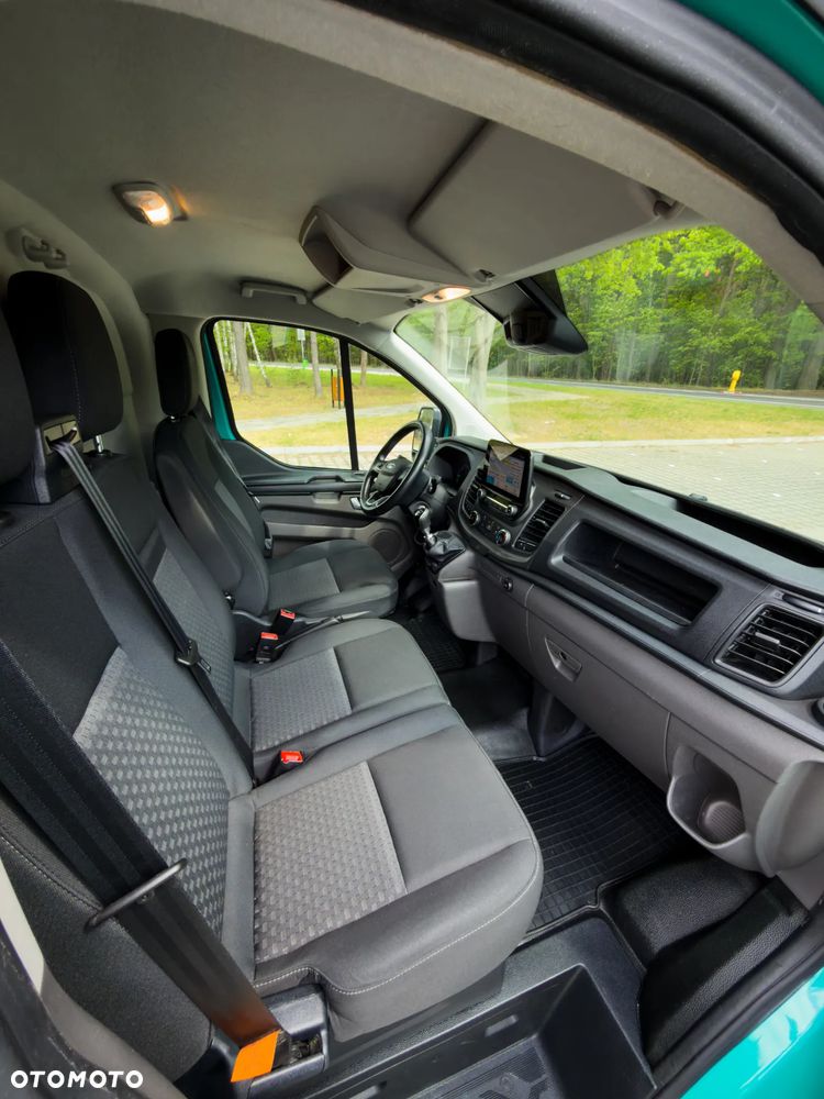 Ford Transit Custom - 10
