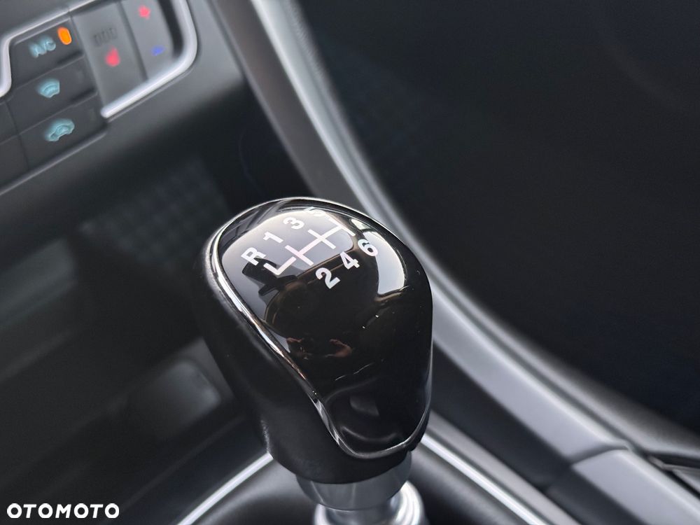 Ford Mondeo 2.0 EcoBlue Titanium - 29