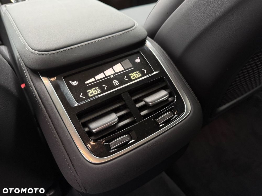 Volvo XC 90 - 15