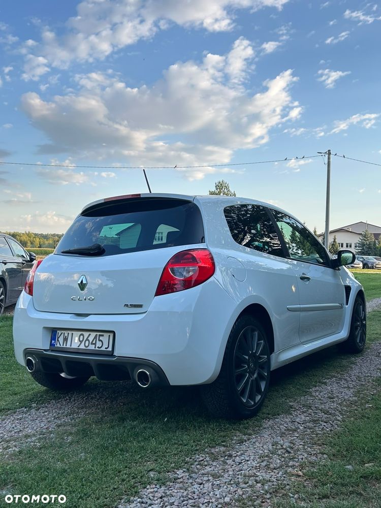 Renault Clio 2.0 16V Sport - 21