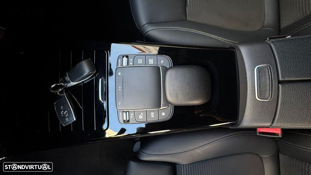 Mercedes-Benz A 250 - 18