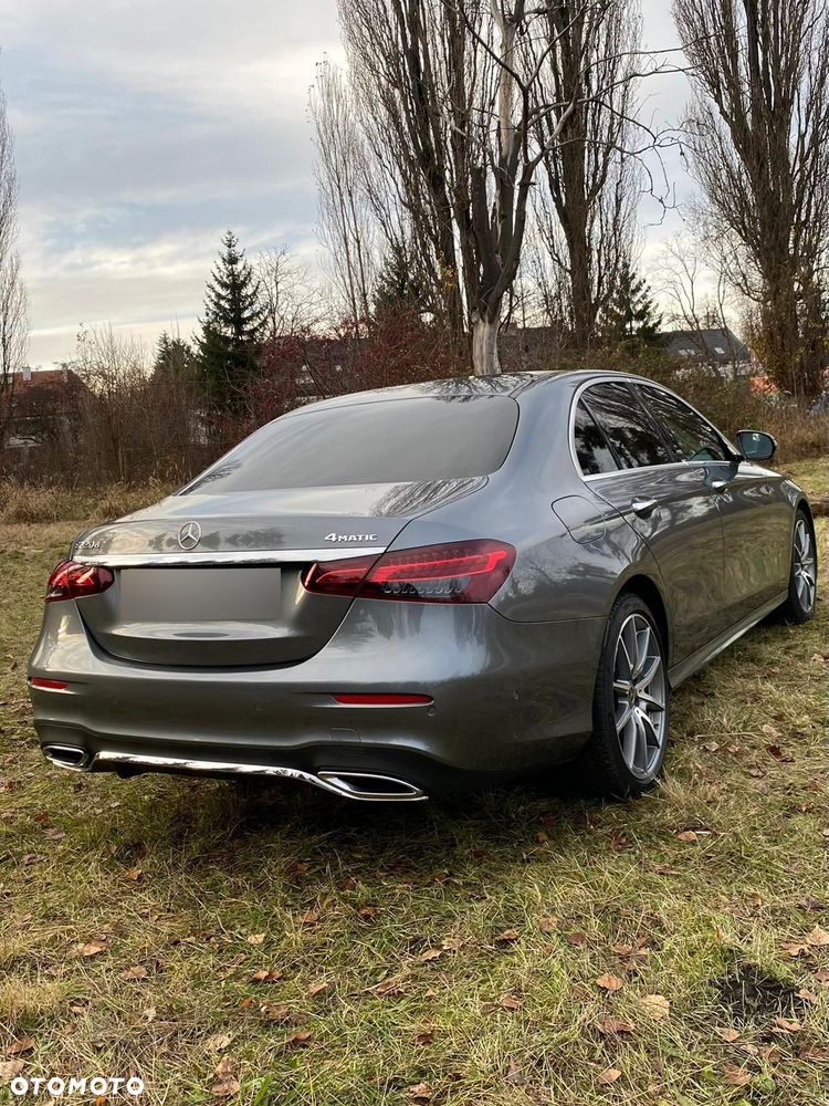 Mercedes-Benz Klasa E 220 d 9G-TRONIC - 2