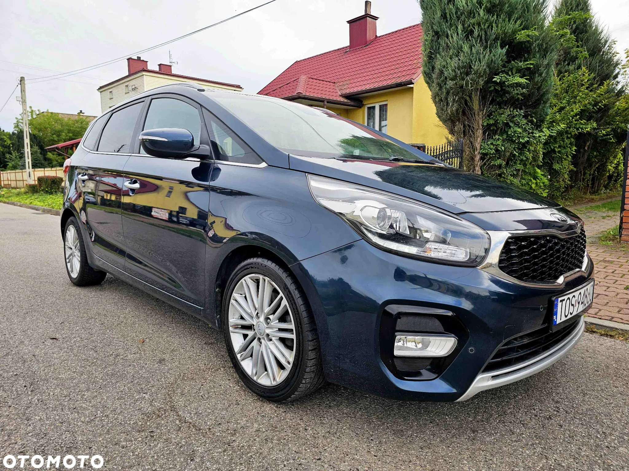Kia Carens 1.7 CRDi M 7os - 6