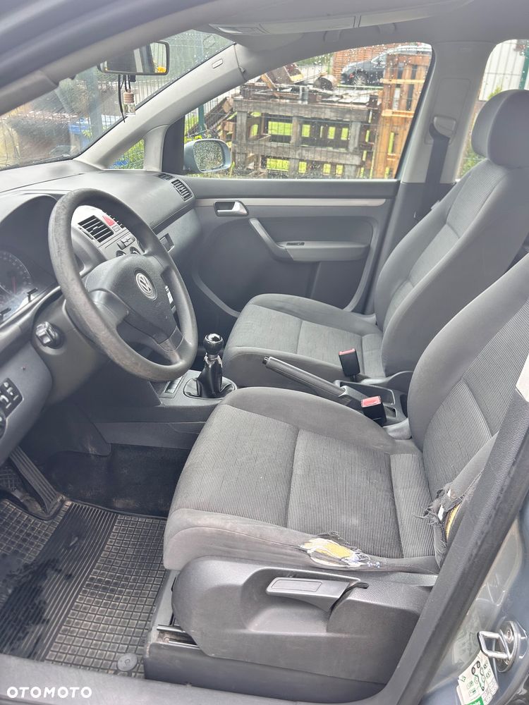 Volkswagen Touran 1.9 TDI Conceptline - 7