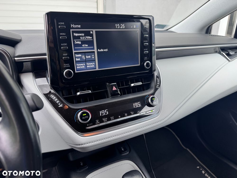 Toyota Corolla 2.0 Hybrid Comfort - 15