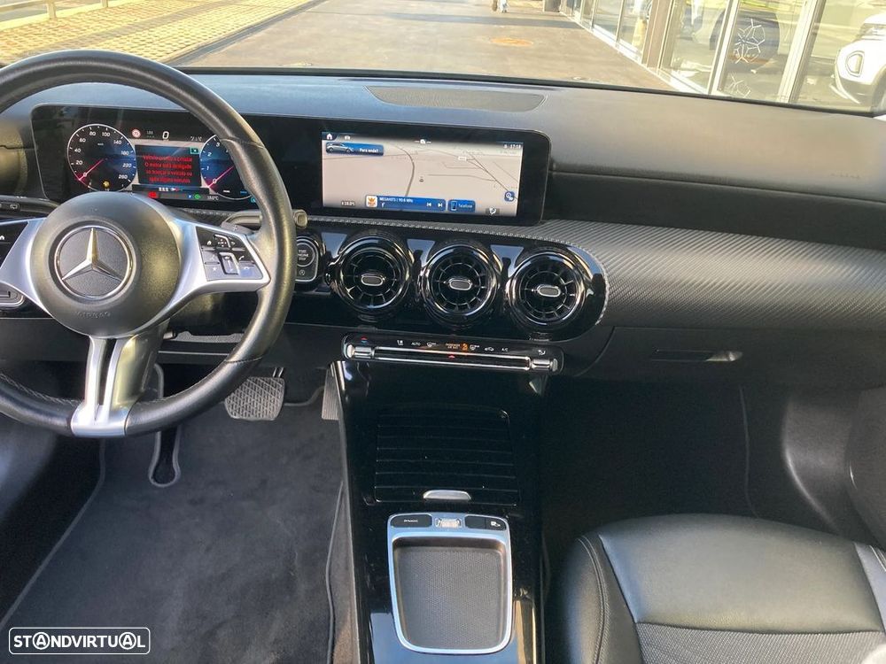 Mercedes-Benz A 200 Style Plus Aut. - 19