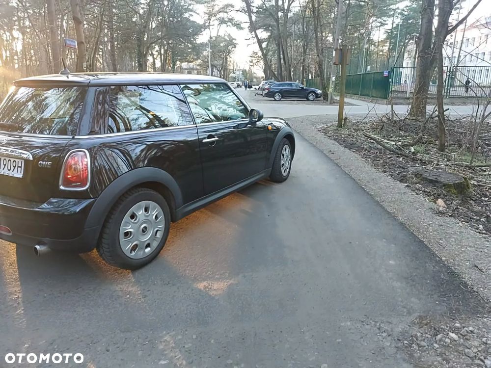 MINI ONE - 5