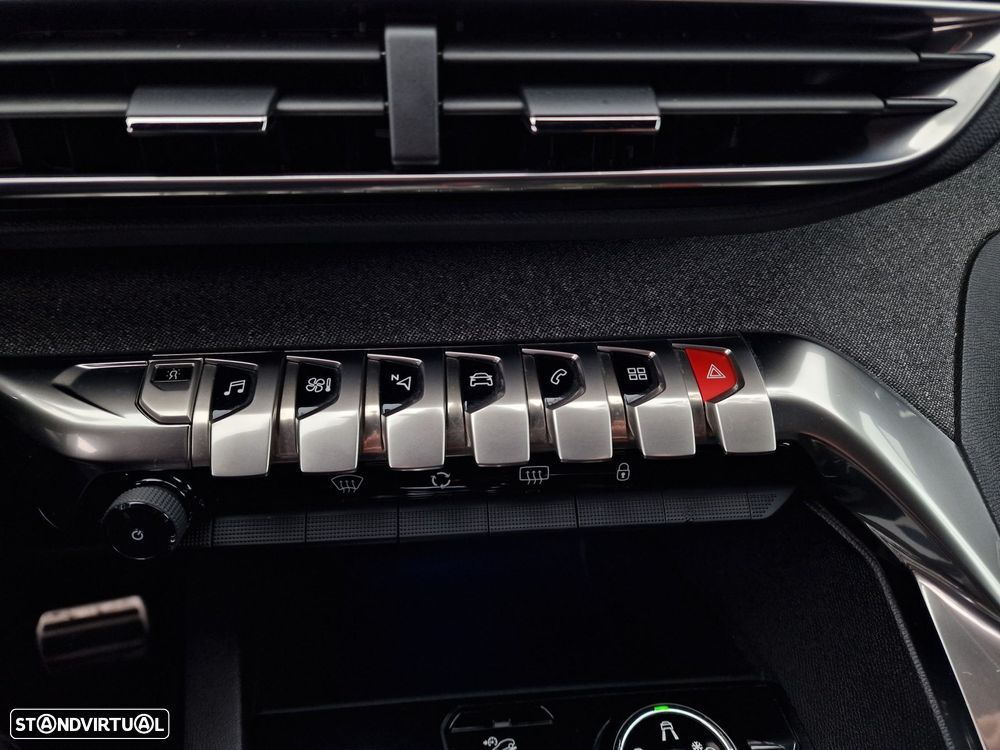 Peugeot 3008 1.6 BlueHDi GT Line Grip Control EAT6 - 31