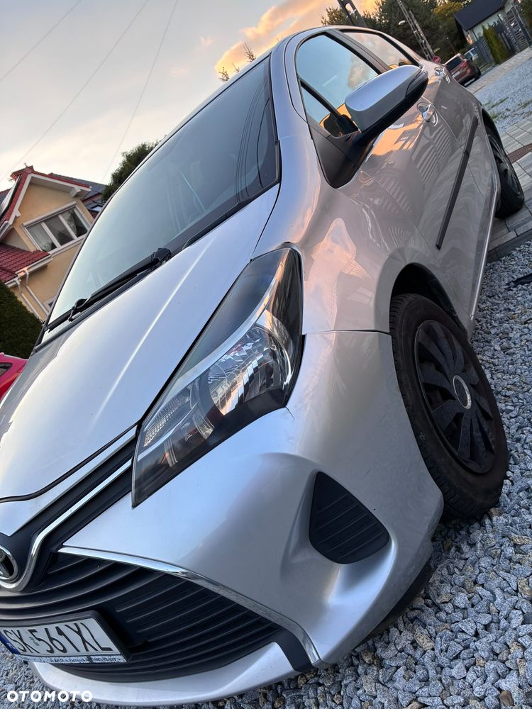 Toyota Yaris - 4