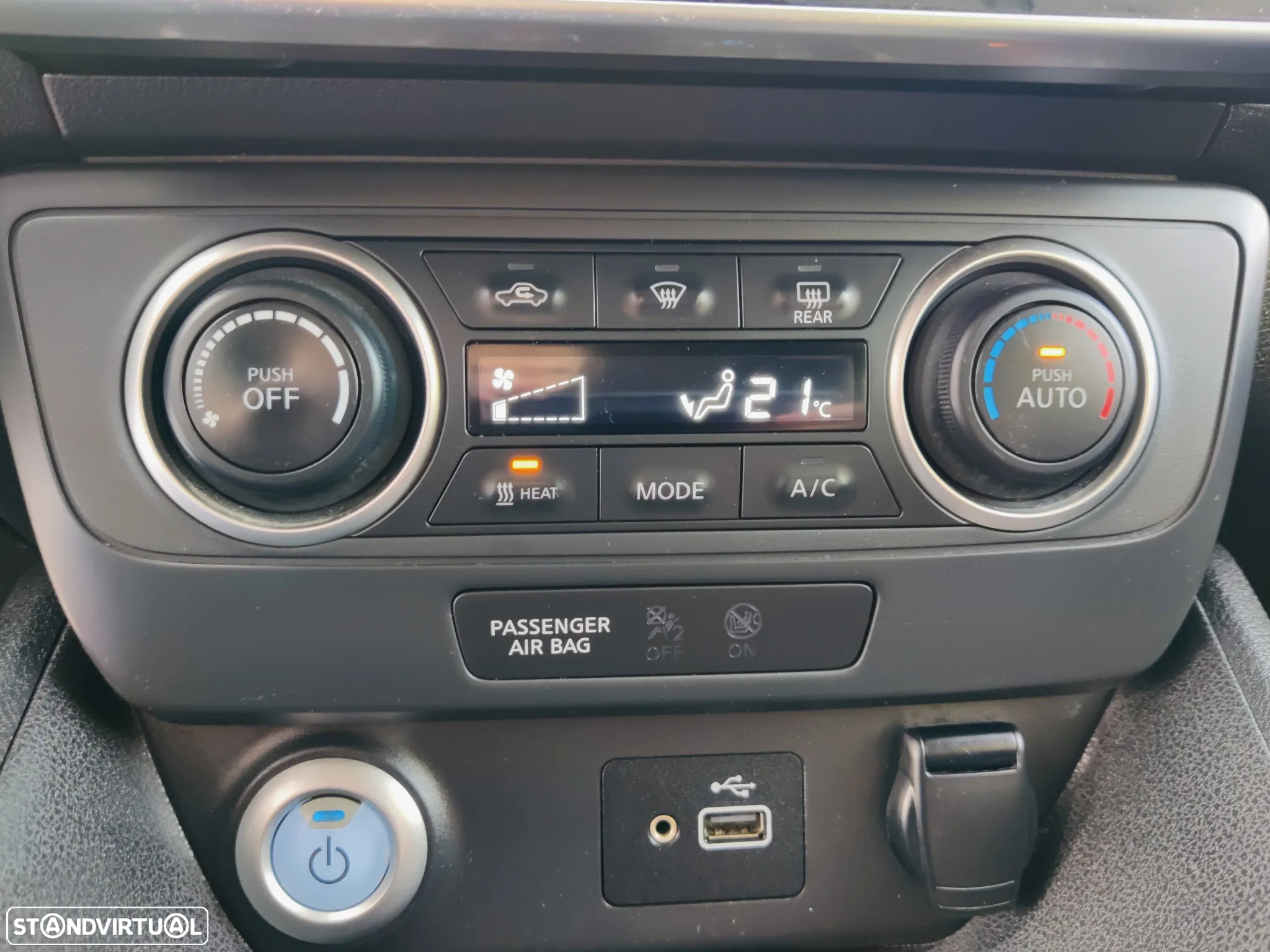 Nissan Leaf 40 kWh ACENTA - 28