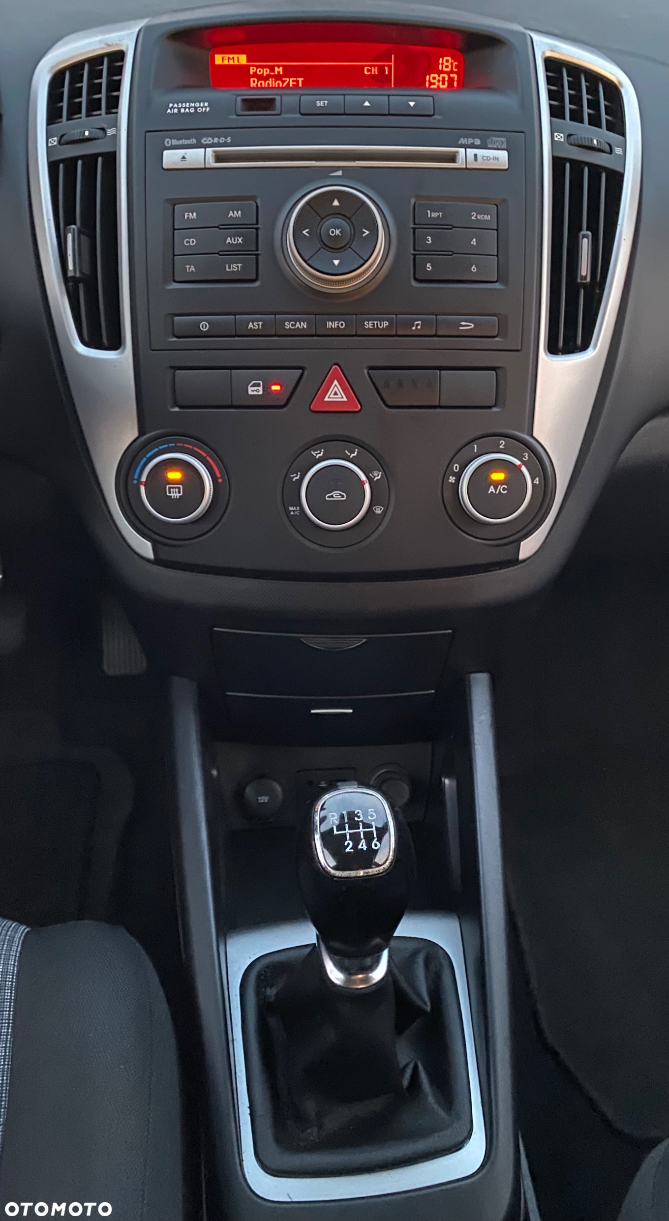 Kia Ceed - 20