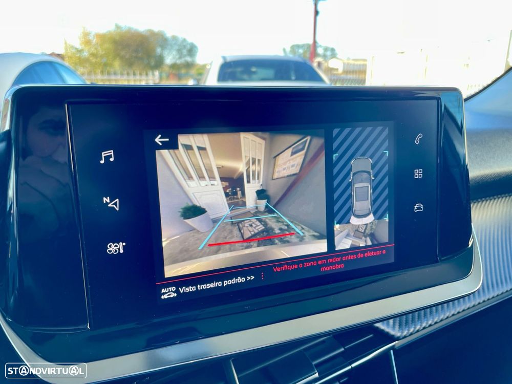 Peugeot 2008 1.2 PureTech Allure - 24