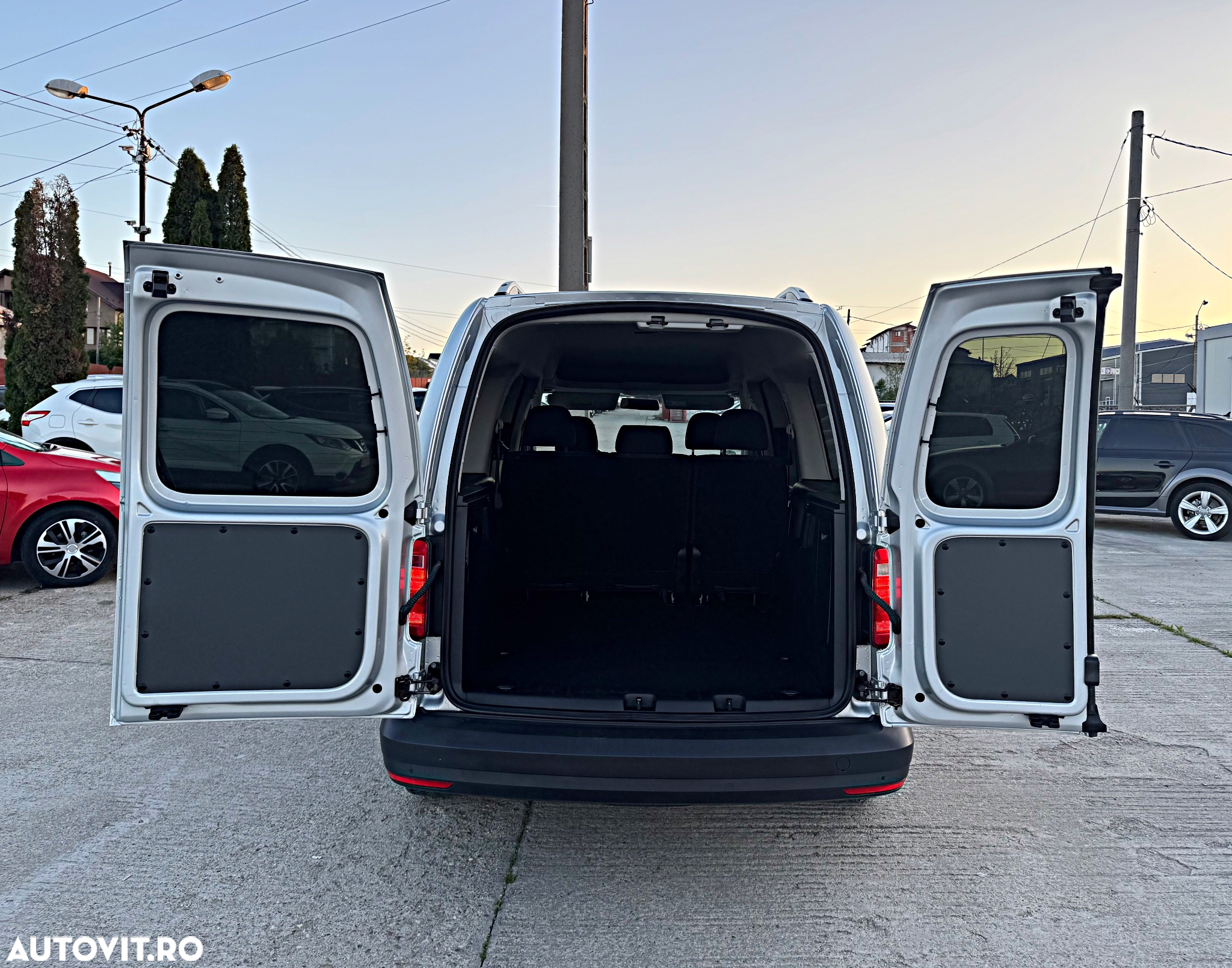 Volkswagen Caddy 2.0 TDI (5-Si.) DSG Comfortline - 16