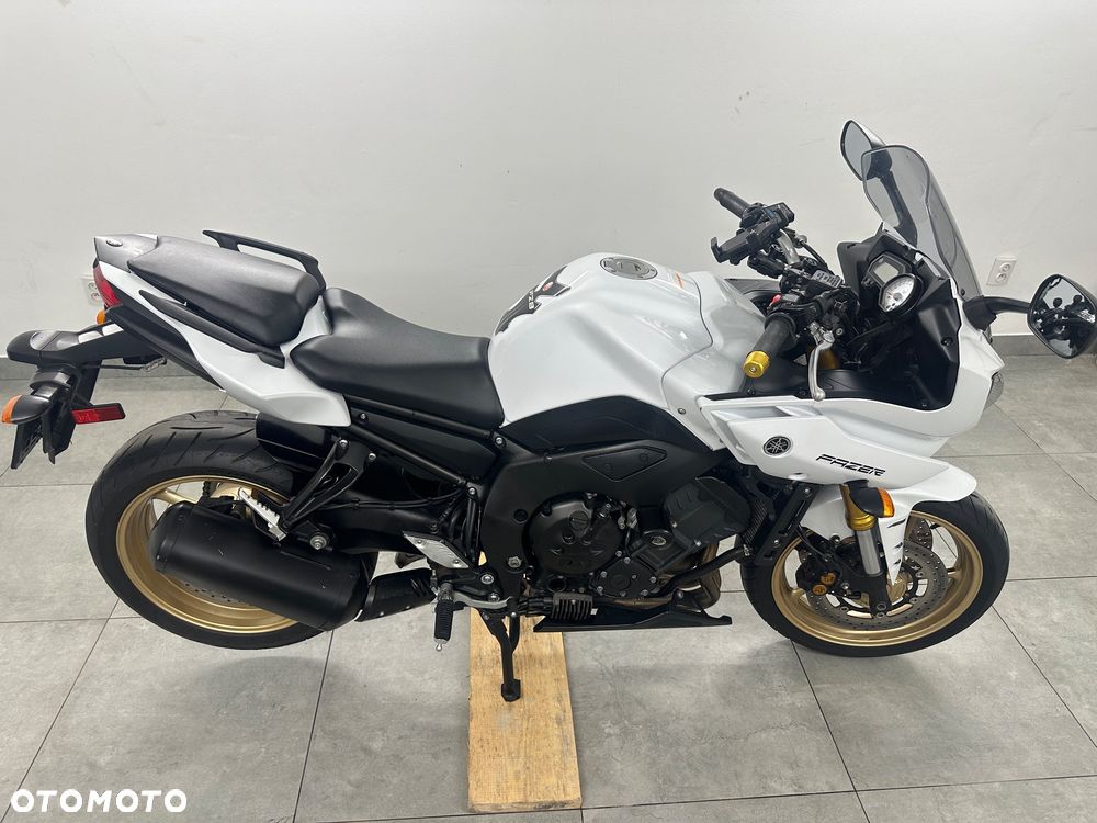 Yamaha FZ8 - 3