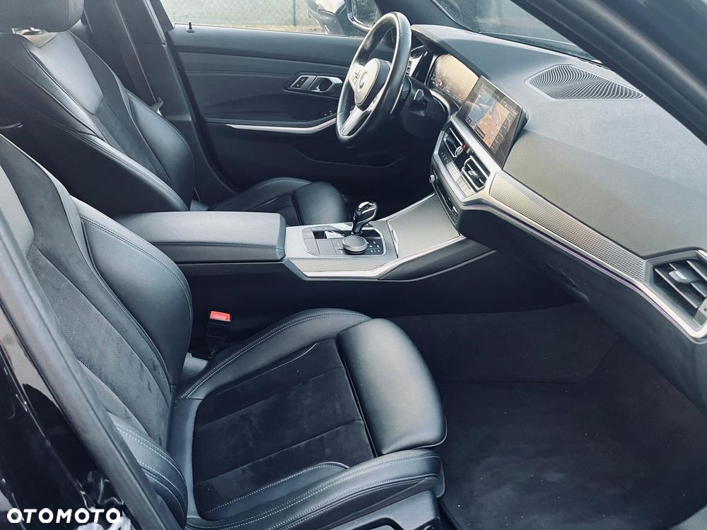 BMW Seria 3 320d mHEV M Sport - 12