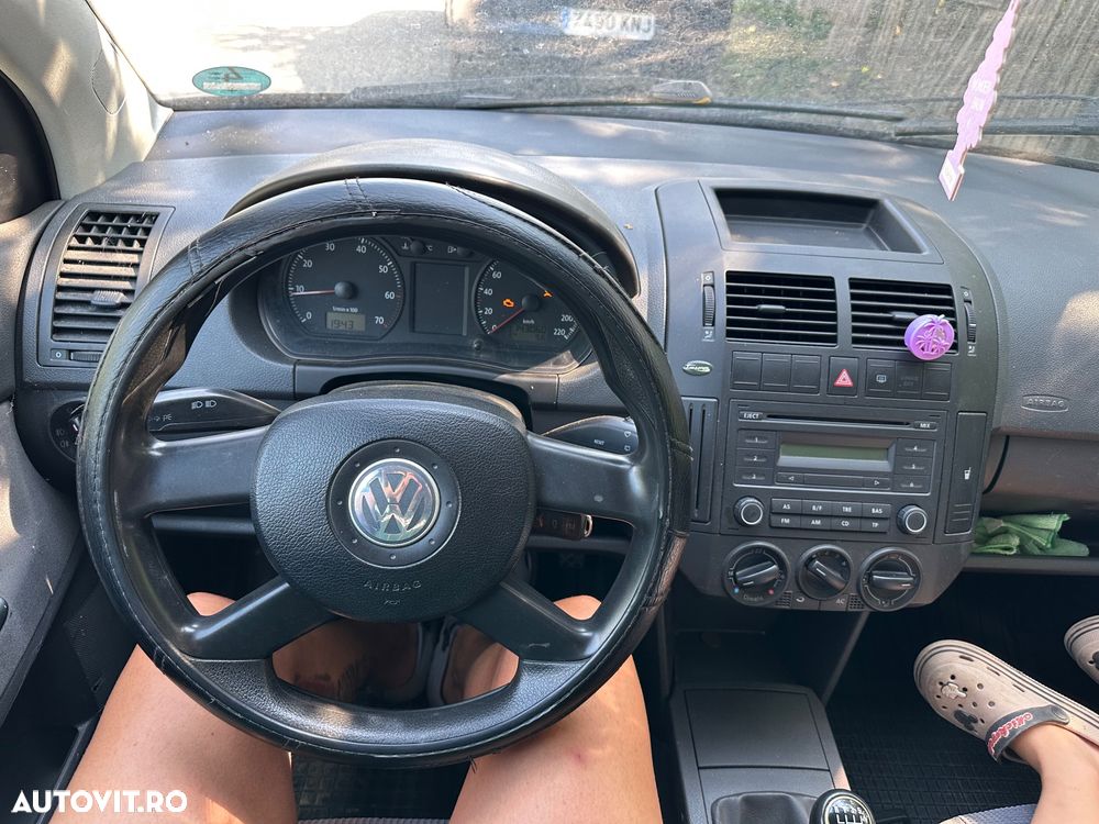 Volkswagen Polo - 7