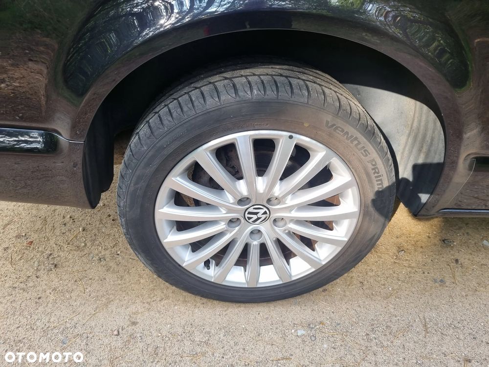 Volkswagen Caravelle - 25