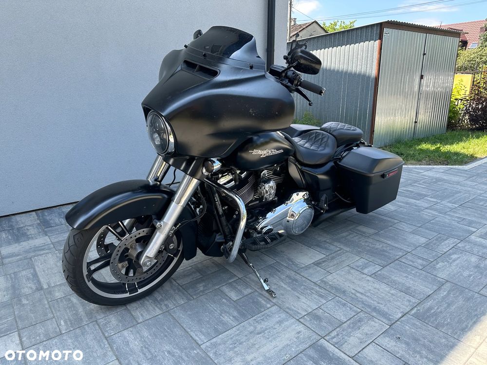 Harley-Davidson Touring Street Glide - 6