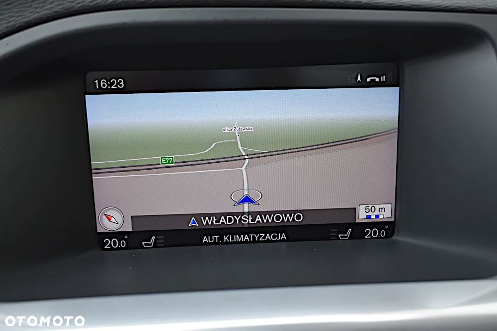 Volvo V60 D4 Geartronic R-Design - 21