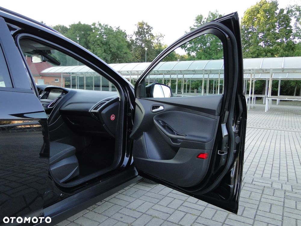 Ford Focus 1.5 EcoBoost STart-Stopp-System TITANIUM - 21