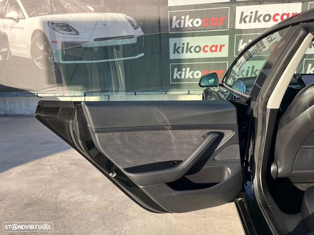 Tesla Model 3 Standard Range Plus RWD - 35