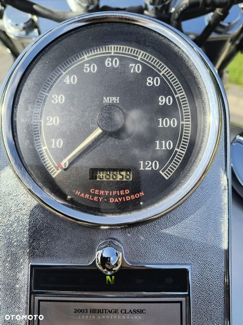 Harley-Davidson Softail Heritage Classic - 11