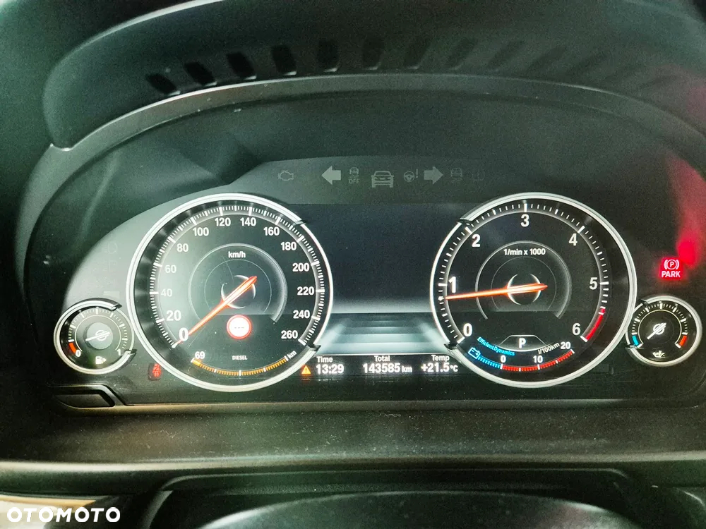 BMW Seria 5 518d Business Edition sport - 11