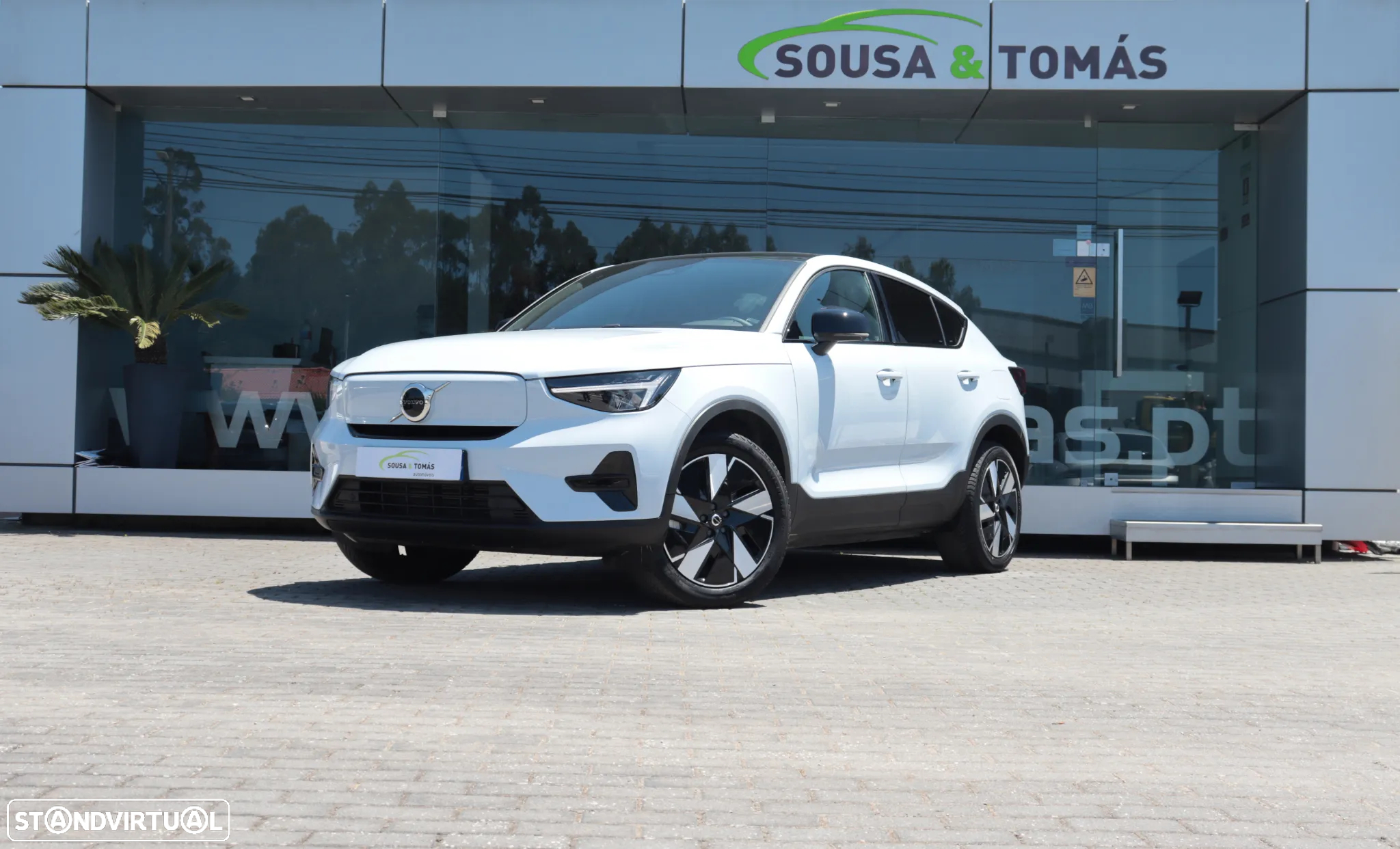 Volvo C40 Recharge Core - 2