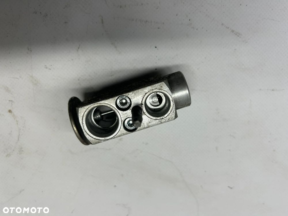 Mini Cooper R56 zawór rozprężny klimatyzacji 64119185521 9185521 - 2