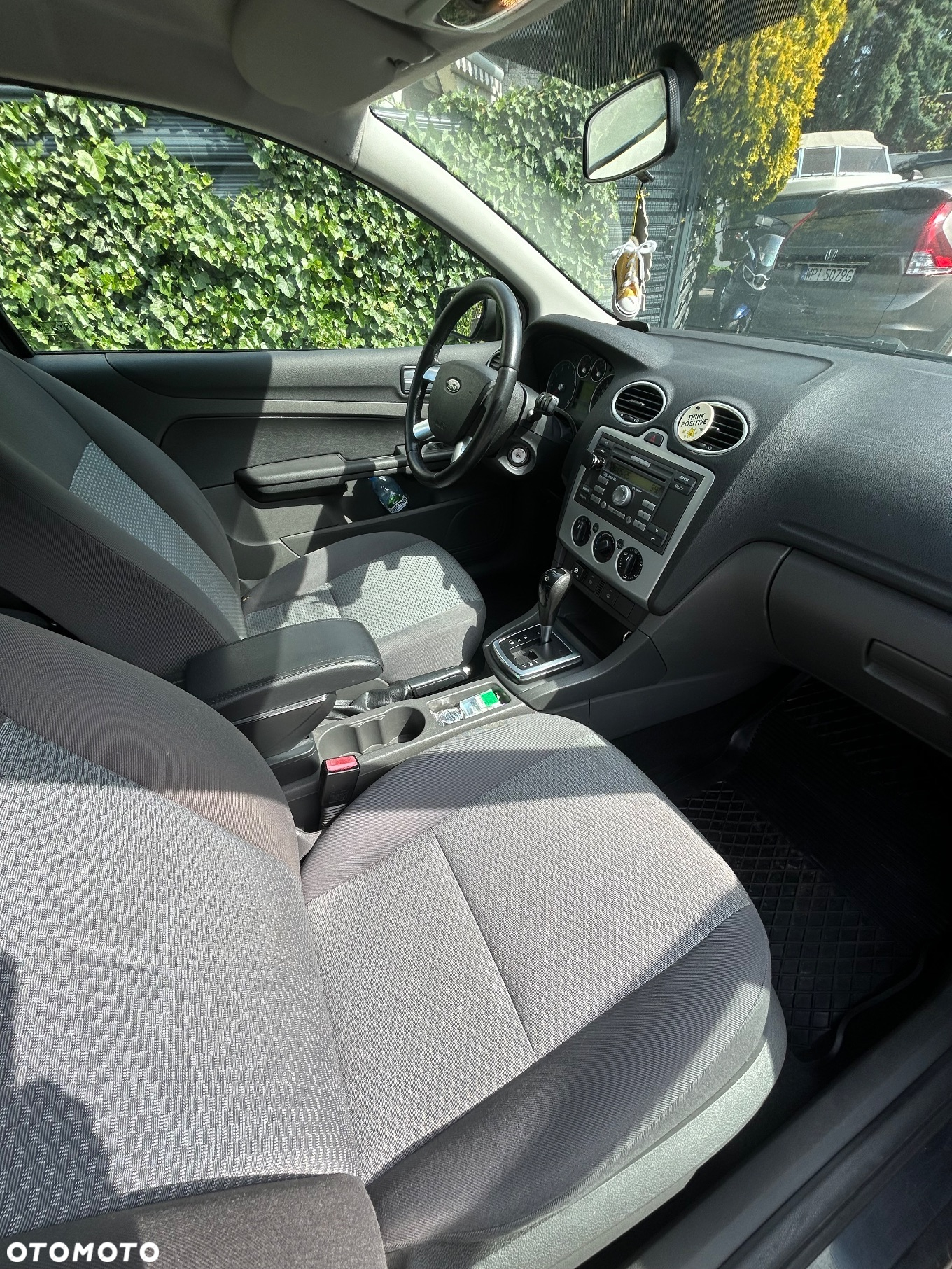 Ford Focus 1.6 Trend + - 7