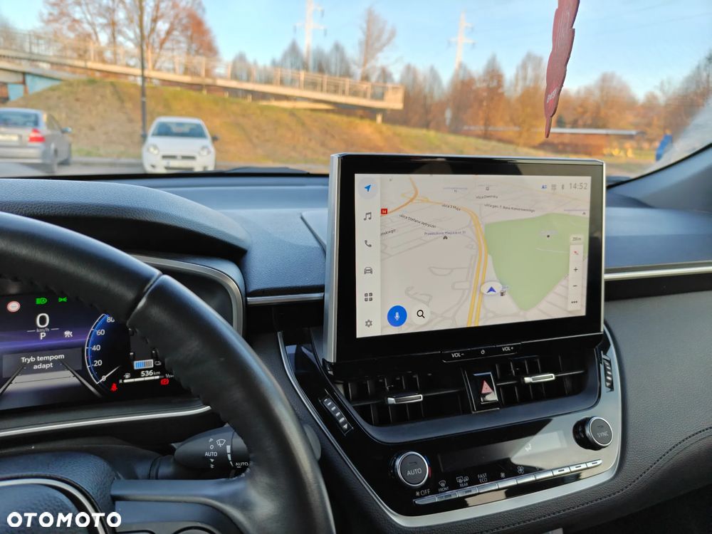 Toyota Corolla Cross - 16