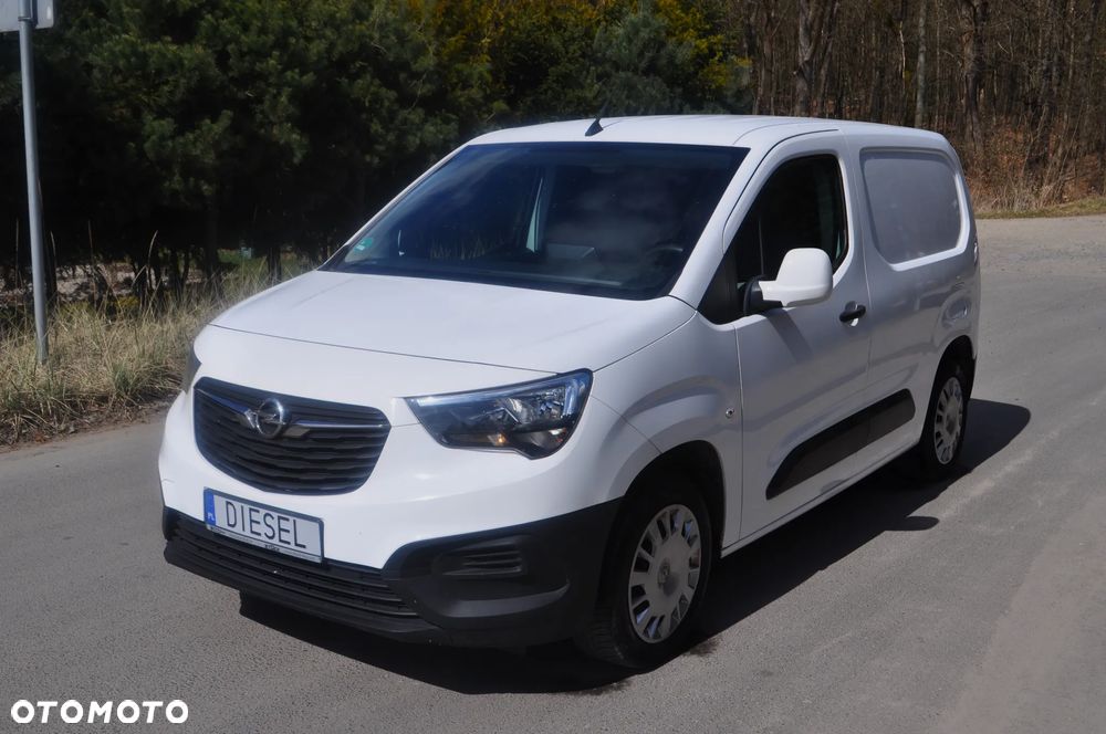 Opel COMBO E - 2