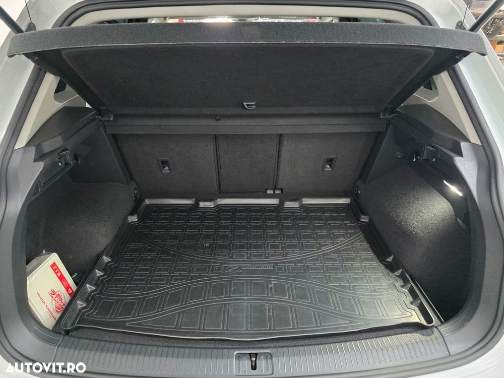 Volkswagen Tiguan - 21