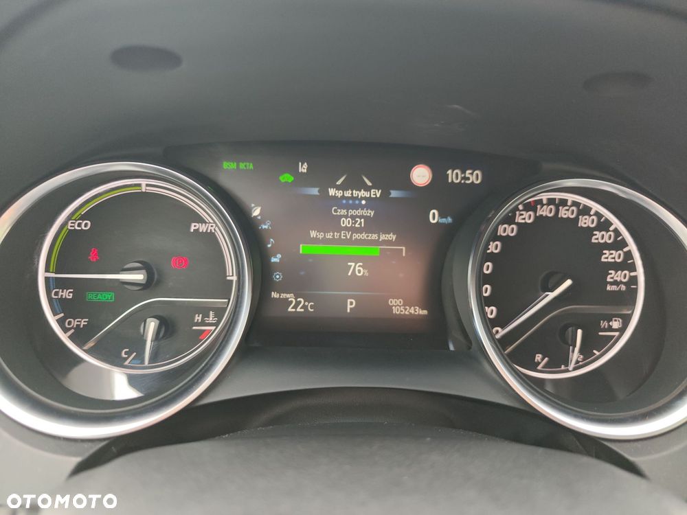 Toyota Camry 2.5 Hybrid Executive CVT - 19