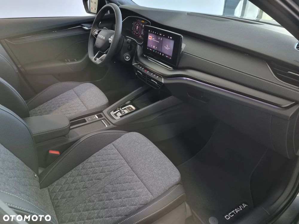 Skoda Octavia 1.5 TSI mHEV Sportline DSG - 27