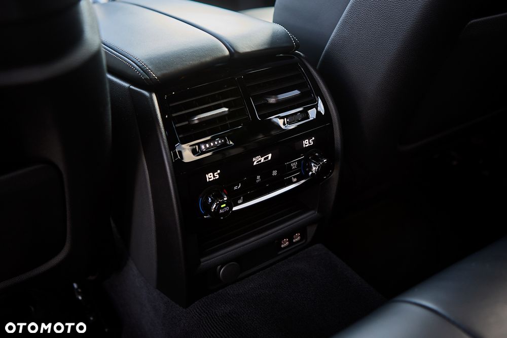 BMW Seria 5 - 23