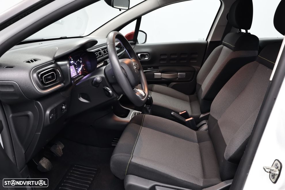 Citroën C3 1.2 PureTech Shine - 22