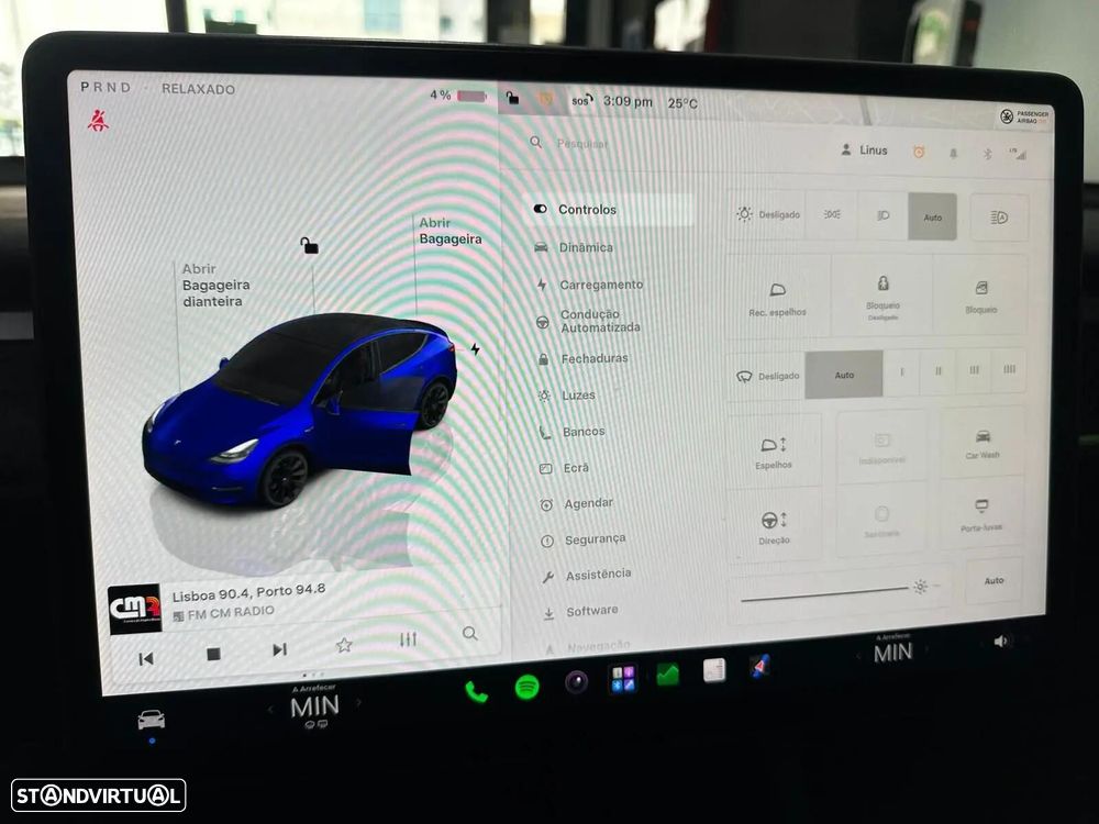 Tesla Model Y Long Range Dual Motor AWD - 32
